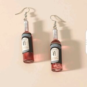 ✨3 FOR $28✨🆕ROSE WINE BOTTLE DROP EARRINGS🍷